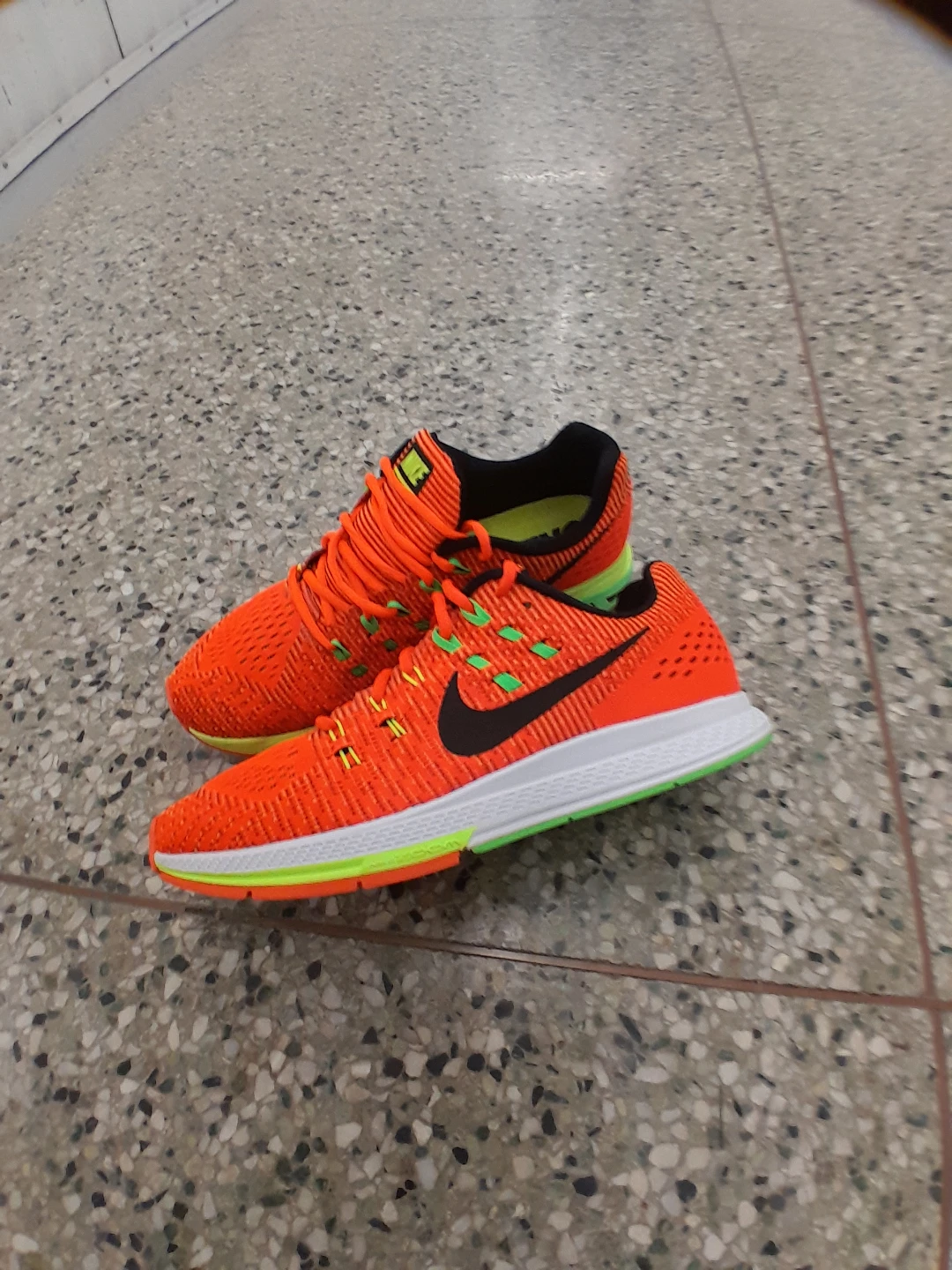 Nike Air Zoom Structure 19 Running Shoes Men's Size 10