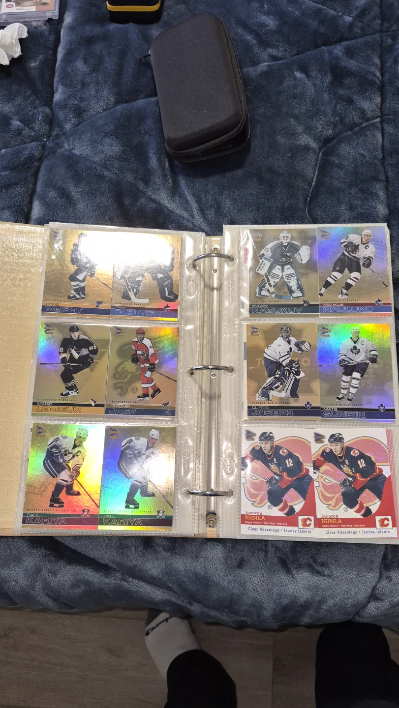 Assorted Hockey Cards( around 300 cards) - photo 3