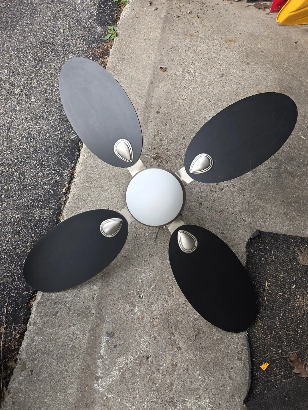ceiling fan. - photo 5