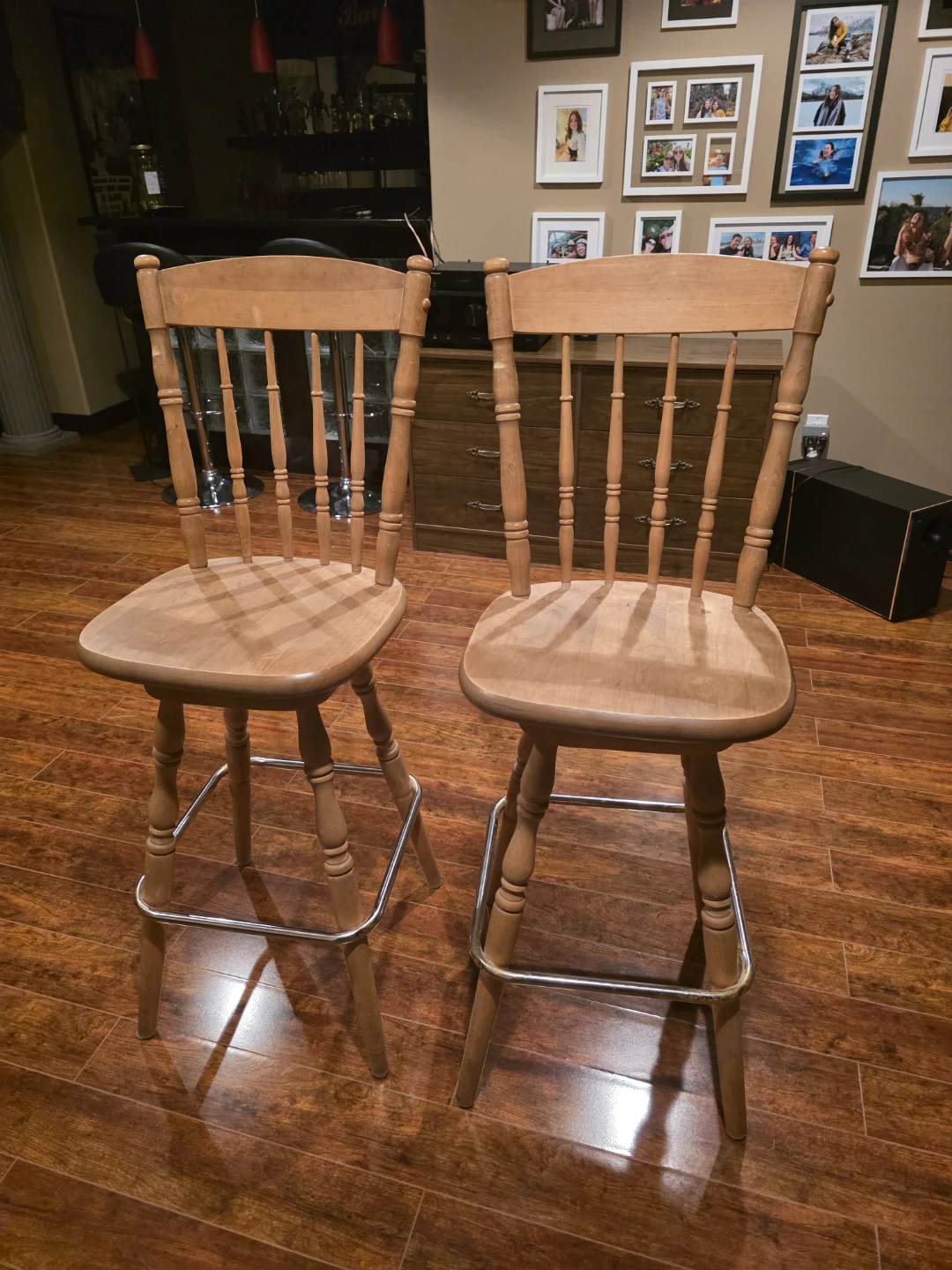 Set of Two Wooden Bar Stools - photo 4