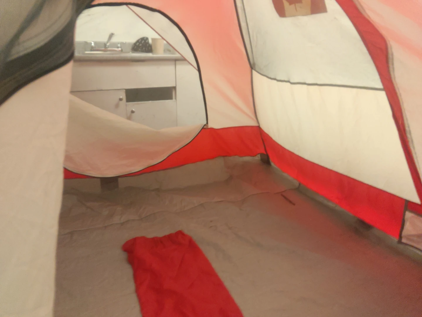 Canadian Flag Dome Tent - photo 4