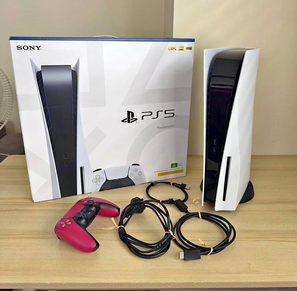 PS5 Disc Edition - photo 3