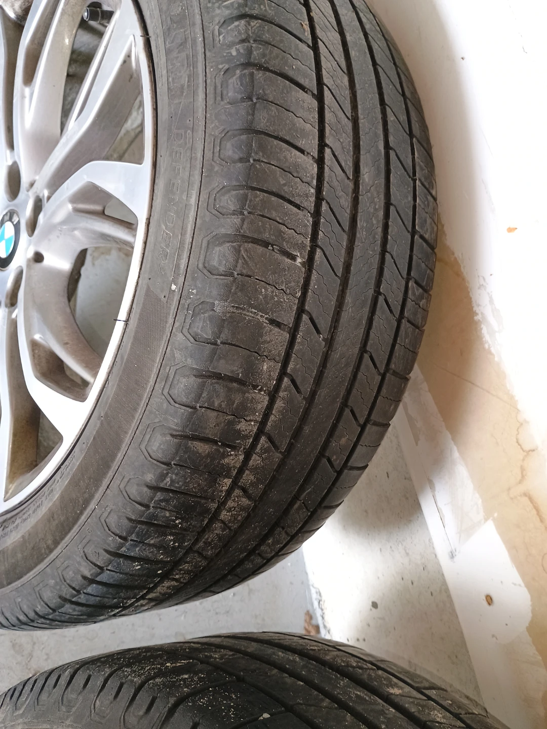 BMW 18" rims with tires (used) + Full-size spare (brand-new) - photo 5