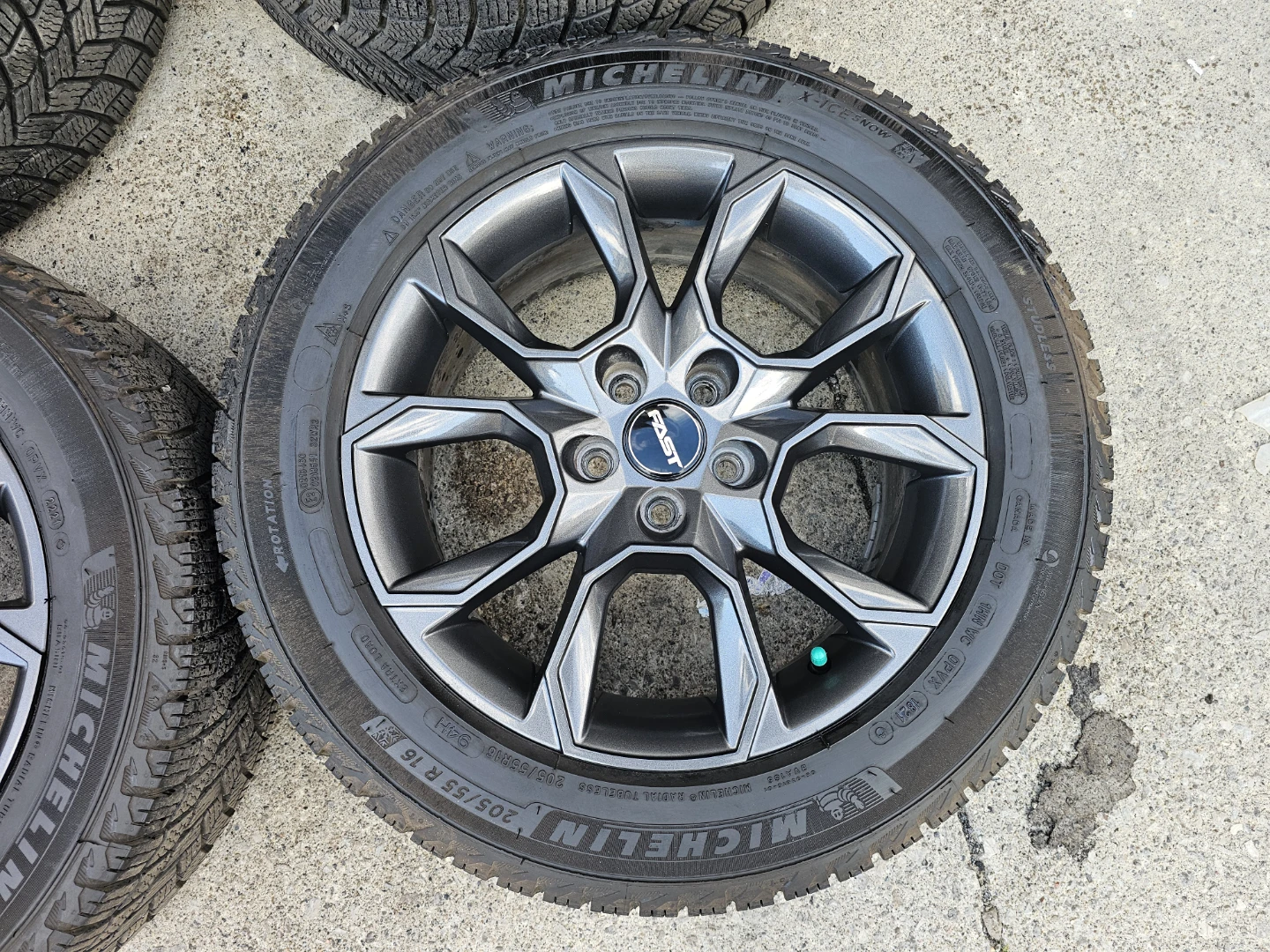 TOYOTA COROLLA WINTER PACKAGE 205/55 R16 - photo 3