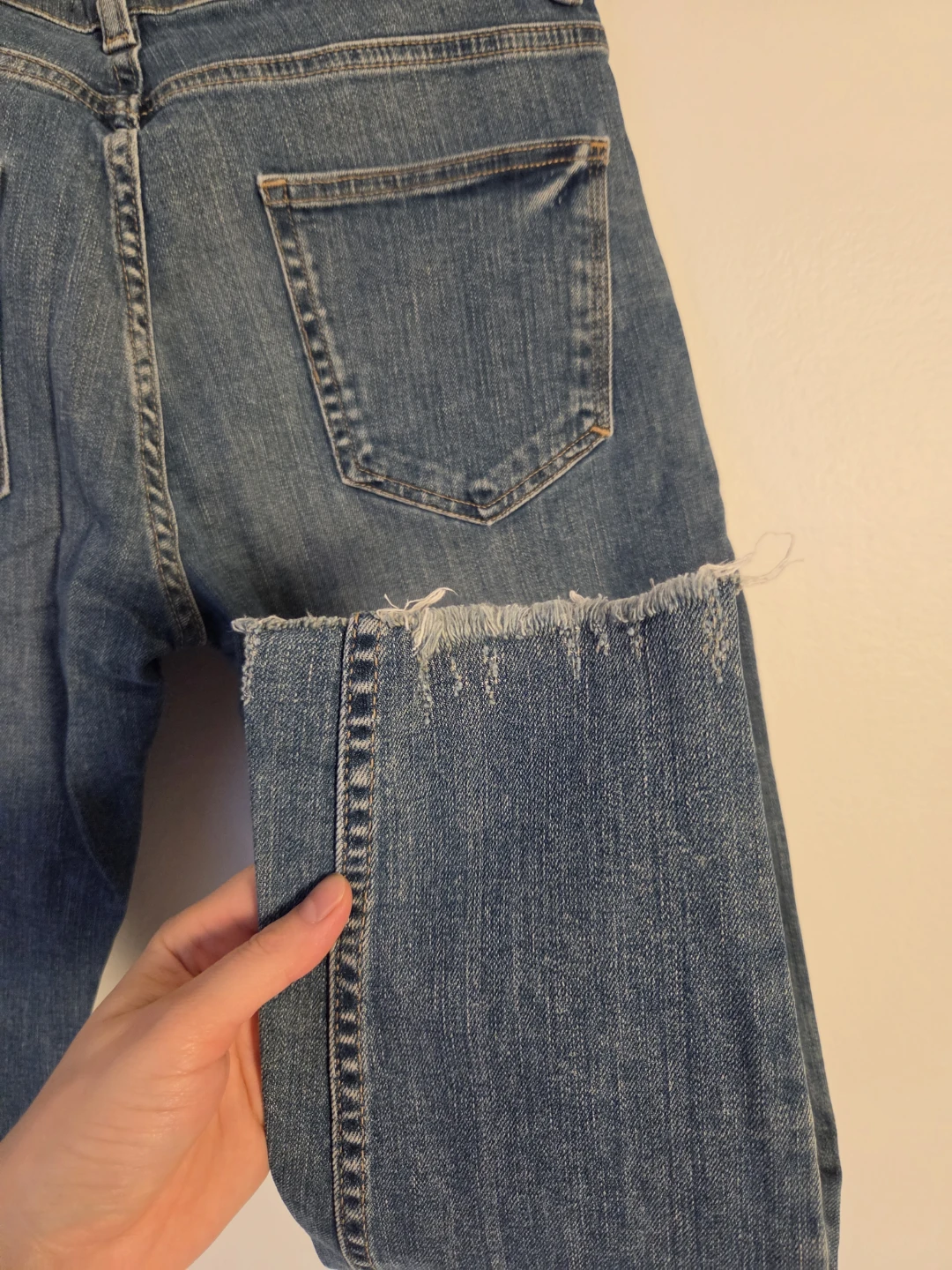 Zara Man Distressed Denim Jeans 🏈 - photo 4
