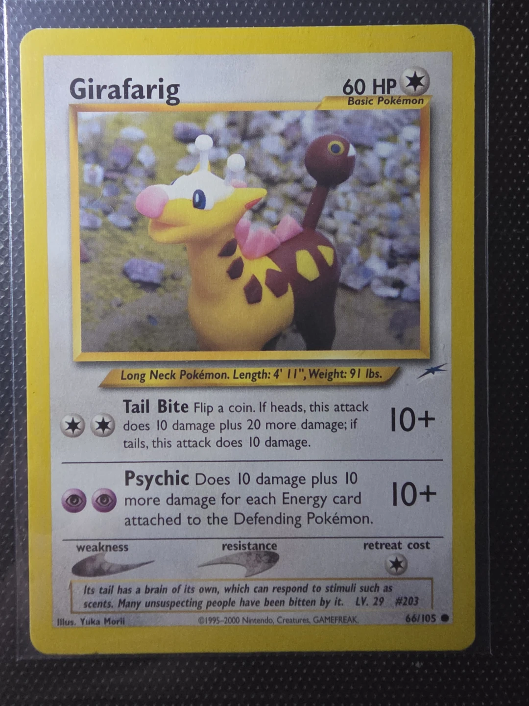 🏈  Girafarig Neo Genesis Pokemon Trading Card. 🏈