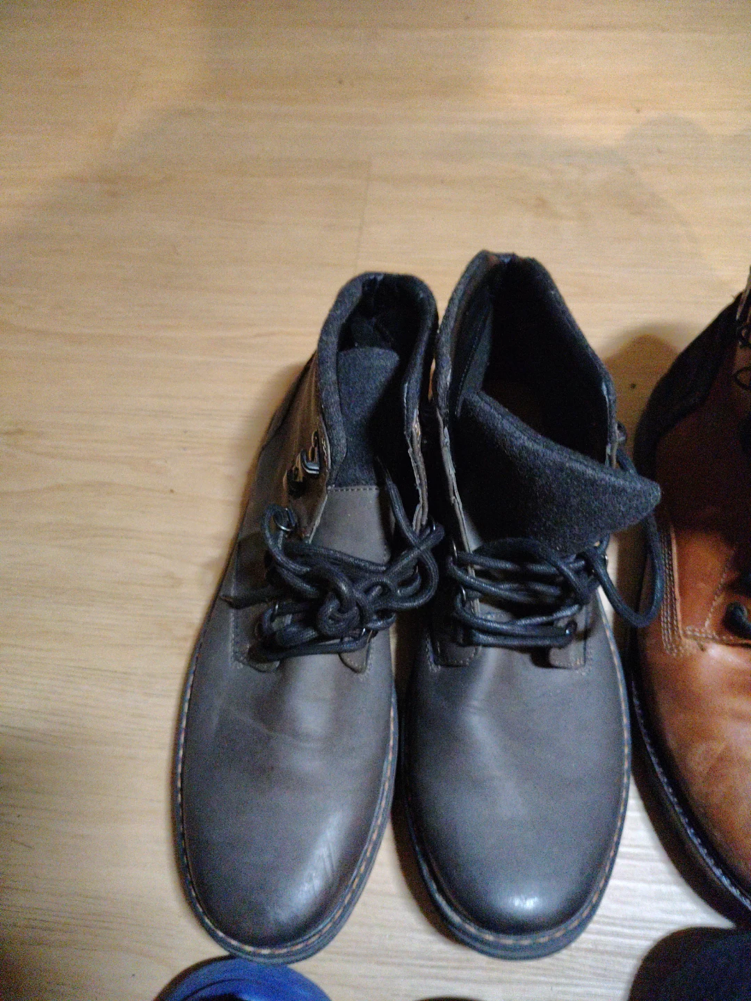 Assorted Men's Footwear (4) - photo 5