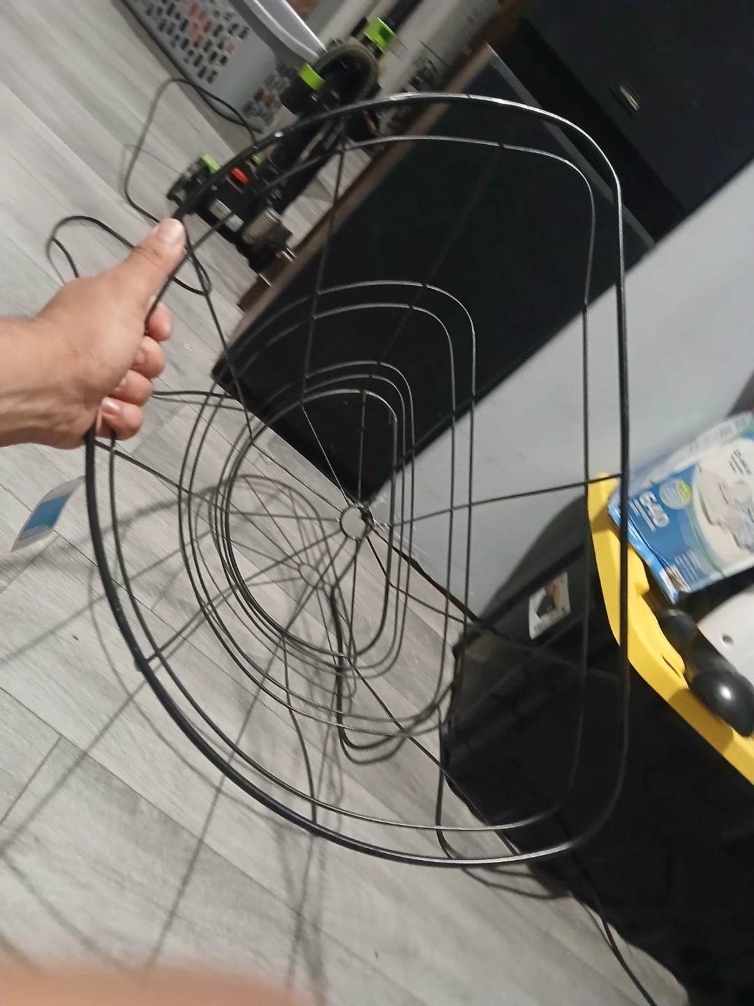 Room Essentials Black Wire Hamper - photo 2
