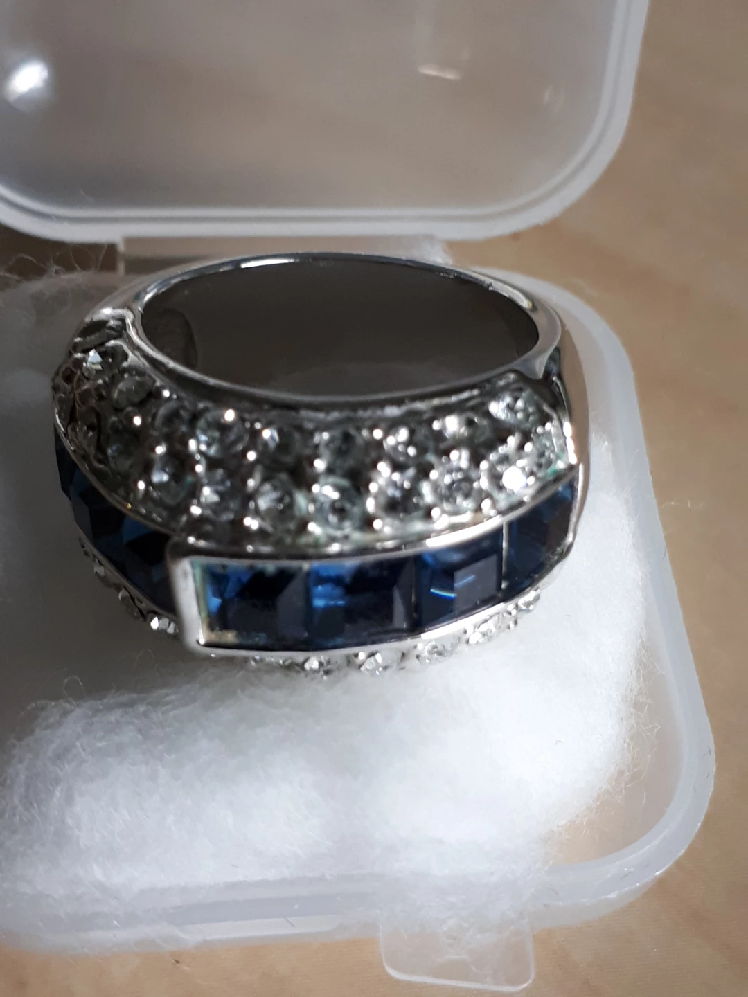 Blue Stone and Crystal Fashion Ring