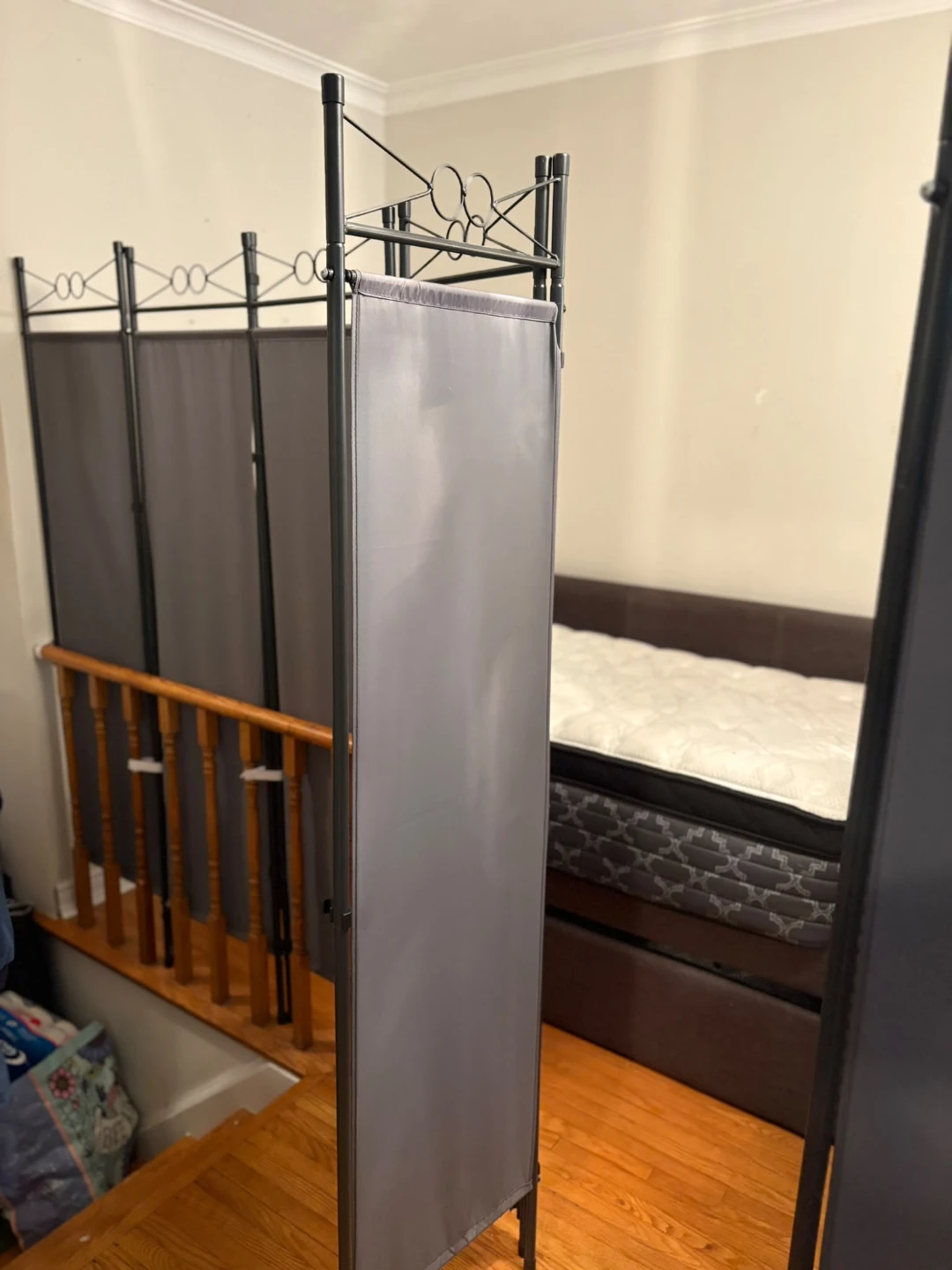 Six-panel grey room divider - photo 3