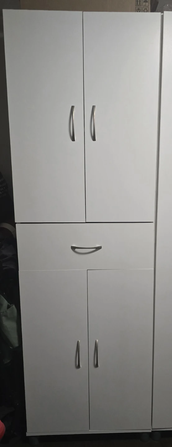 White storage cabinet with drawer