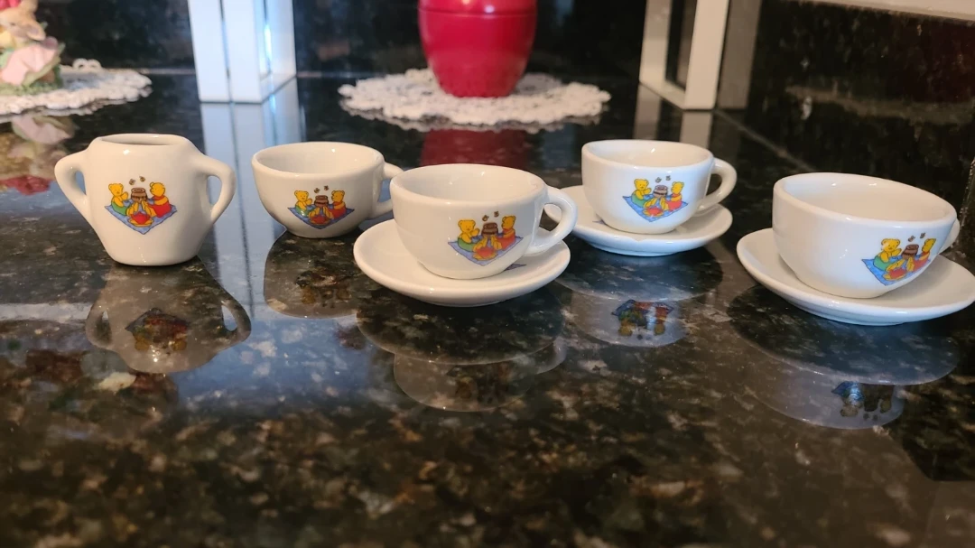 Winnie the Pooh Mini Tea Set - photo 2