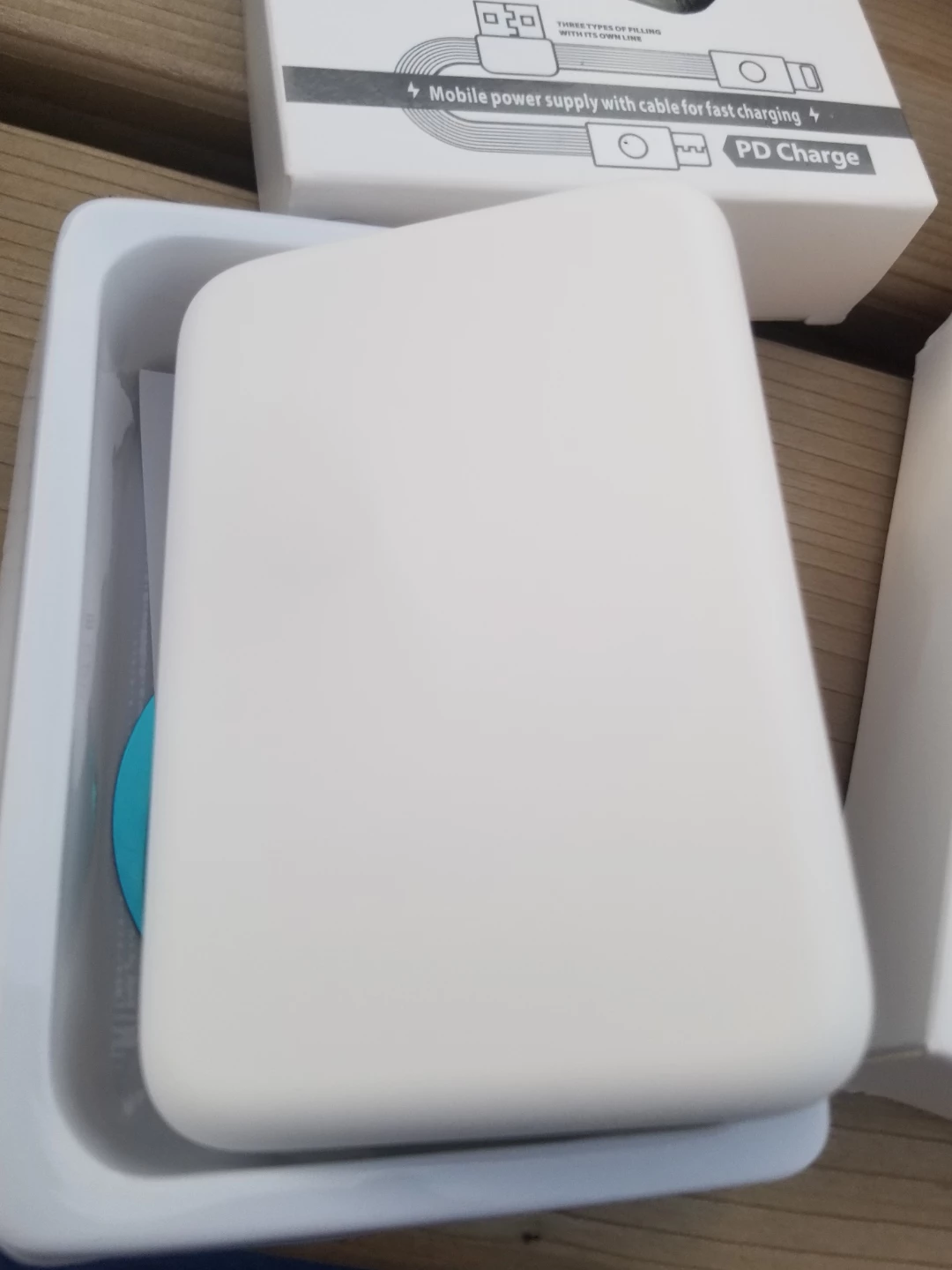 Apple MagSafe Battery Pack 10000mAh - photo 4