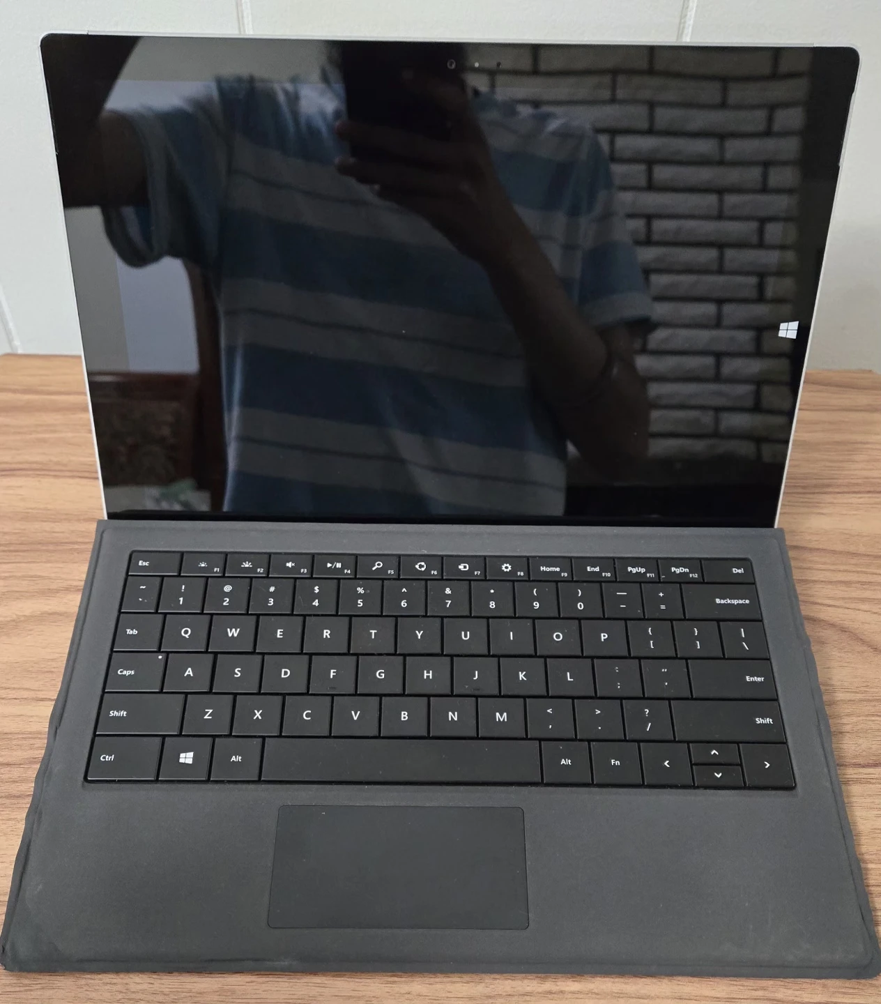 Microsoft Surface Pro 3 i5/8GB/256GB + Pen & Accessories - photo 2