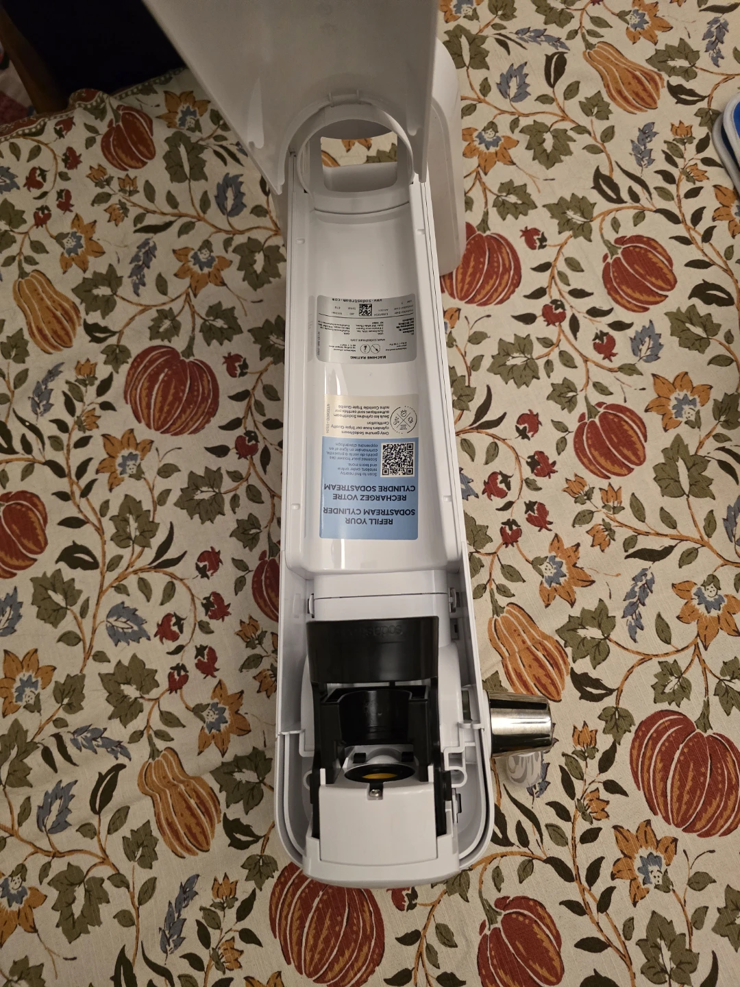 SodaStream Sparkling Water Maker with bottle. - photo 4