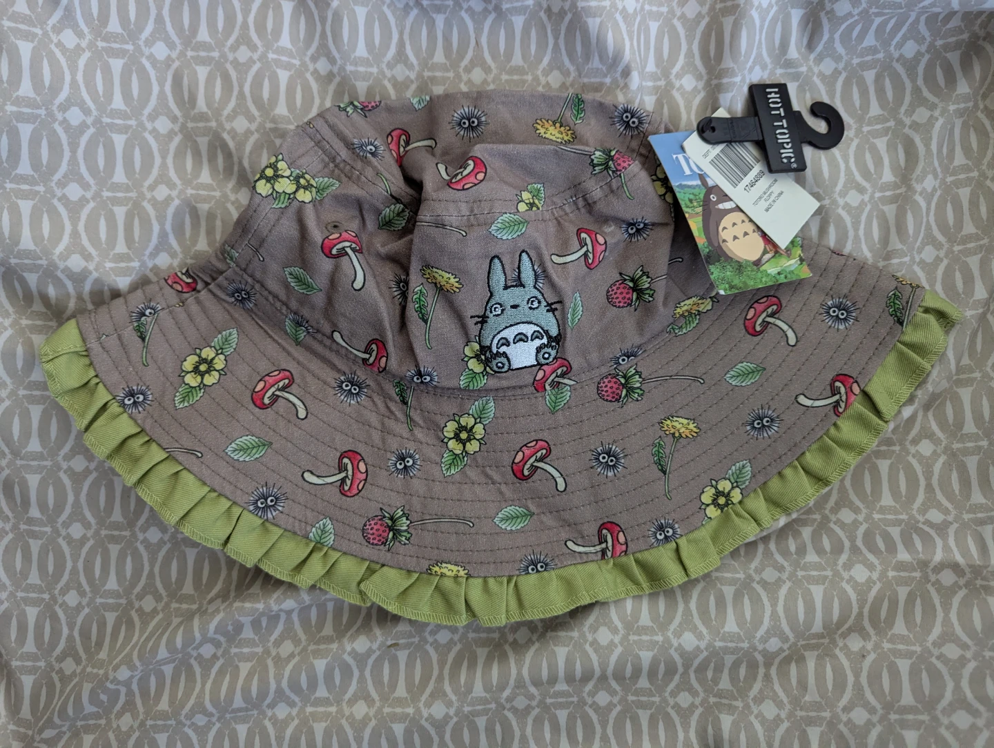 NWT Anime Totoro Collectible Bucket Hat! 👒