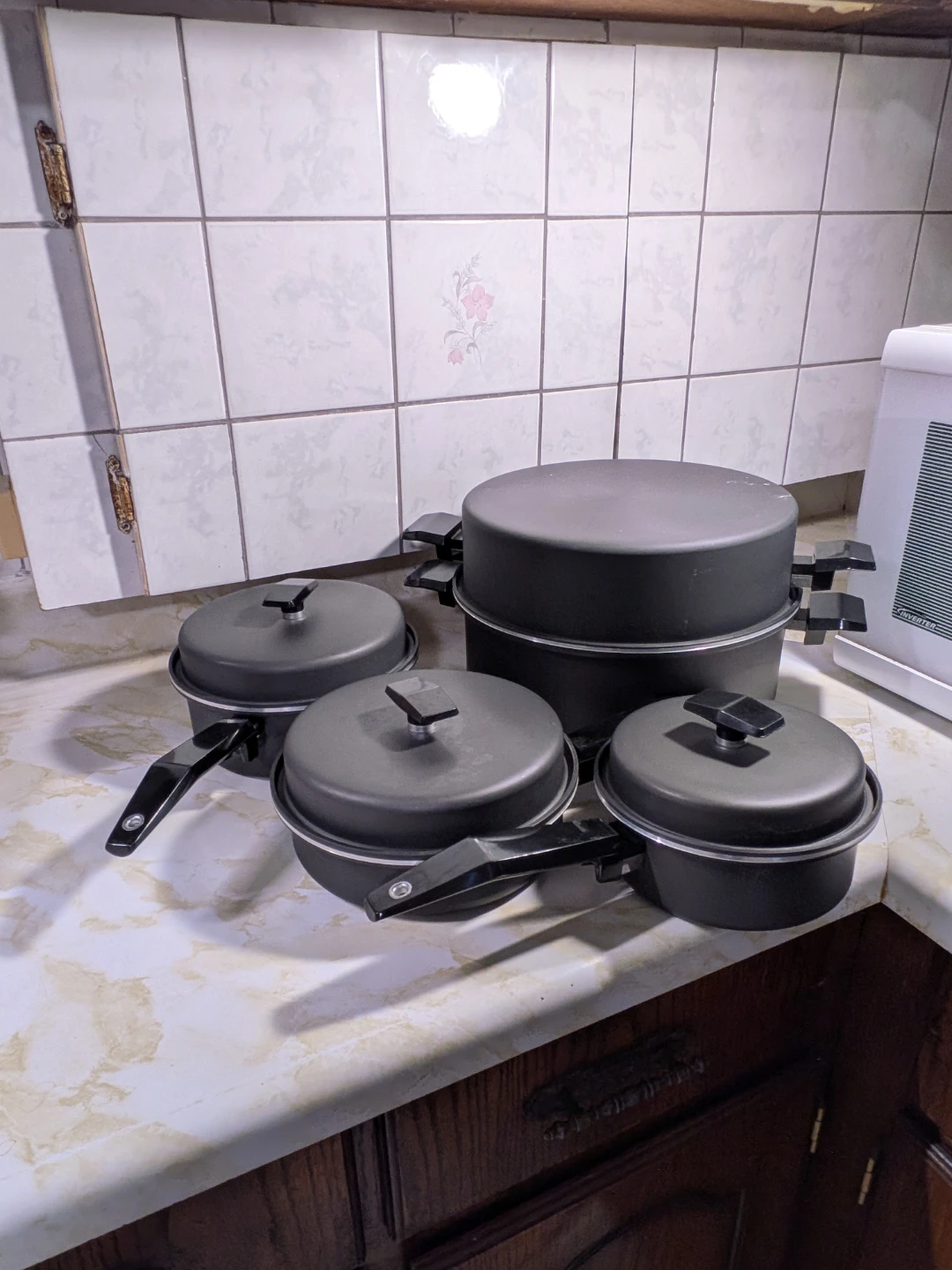 Miracle Maid Cookware Set