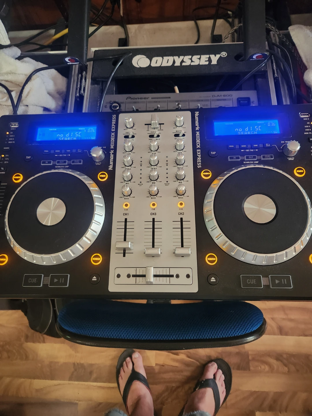 Numark NMX Professional DJ Controller