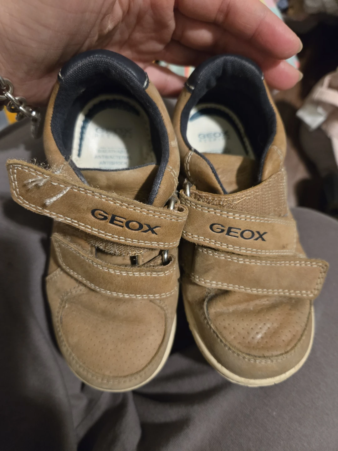 Geox Boys Shoes Size 9 US 🏈