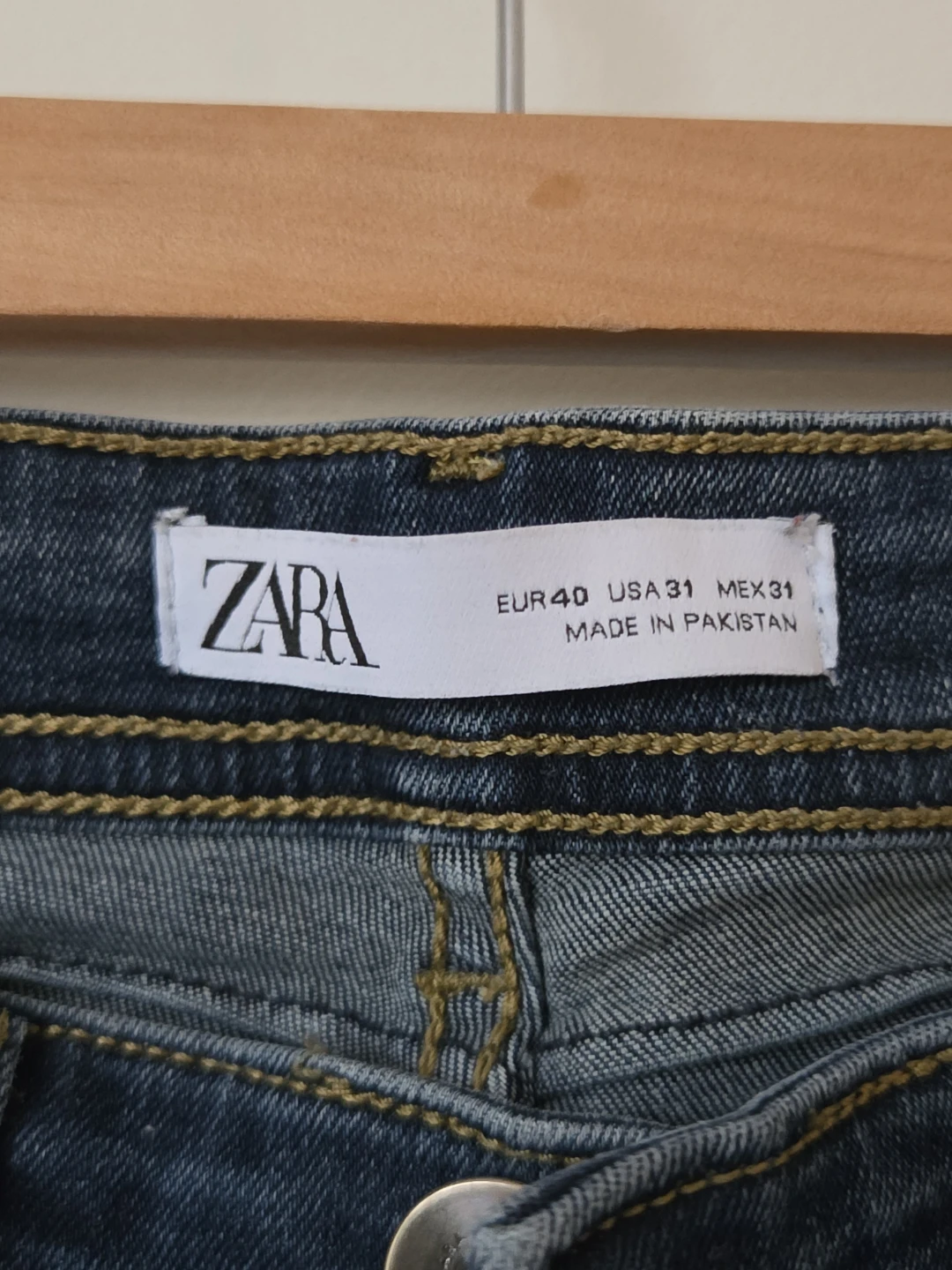 Zara Men's Distressed Jeans Size 31 🏈 - photo 2
