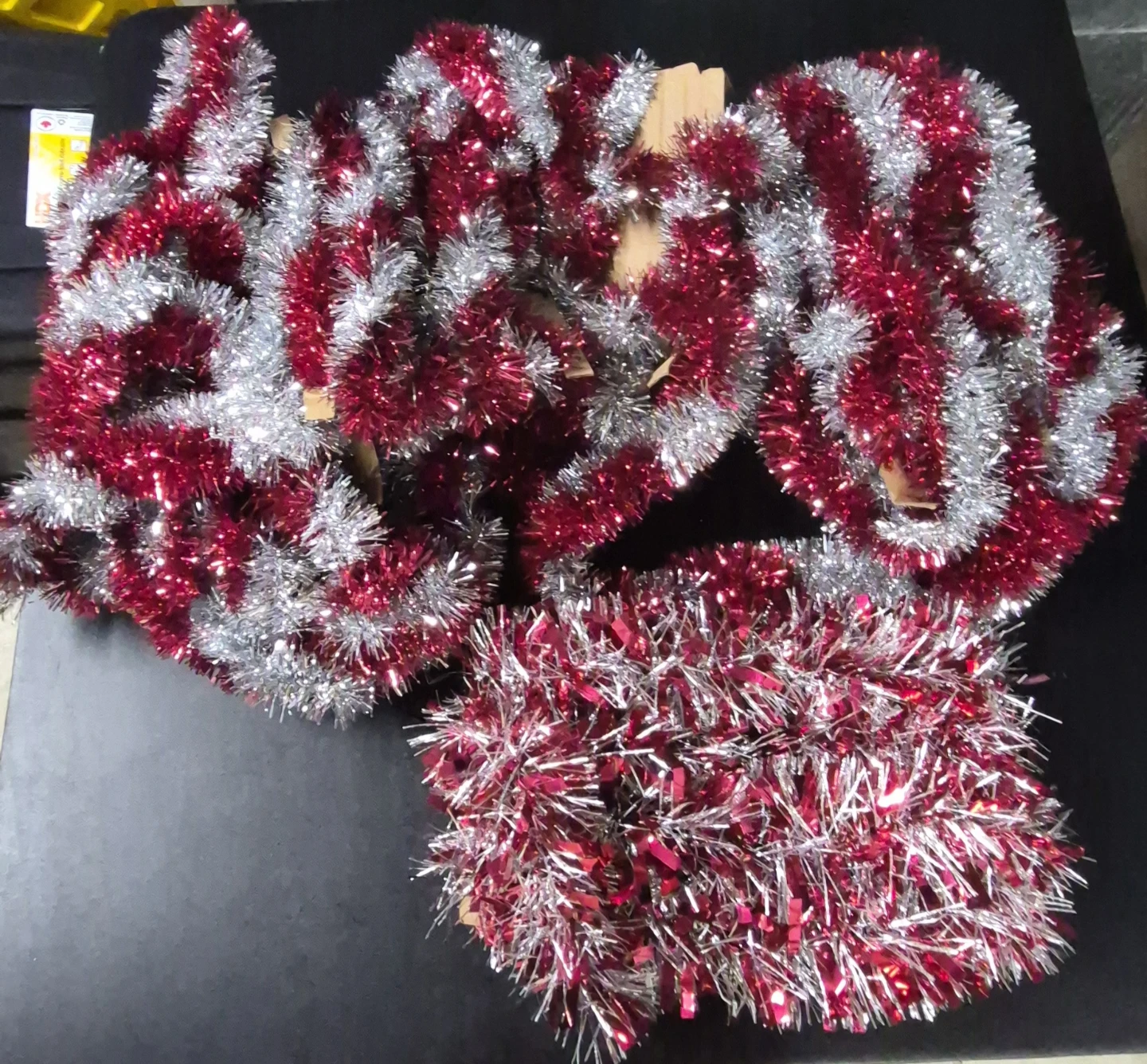 Red and Silver Christmas Tinsel Garland.  🏈 - photo 2