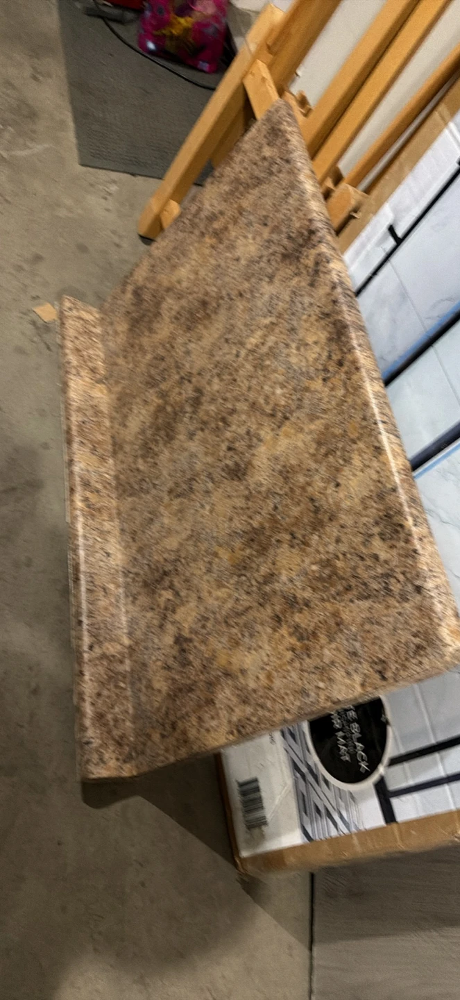Laminate countertop piece