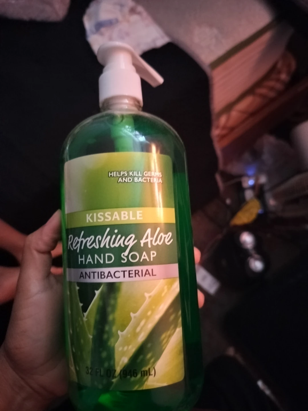 🏈 Kissable Refreshing Aloe Antibacterial Hand Soap 946ml