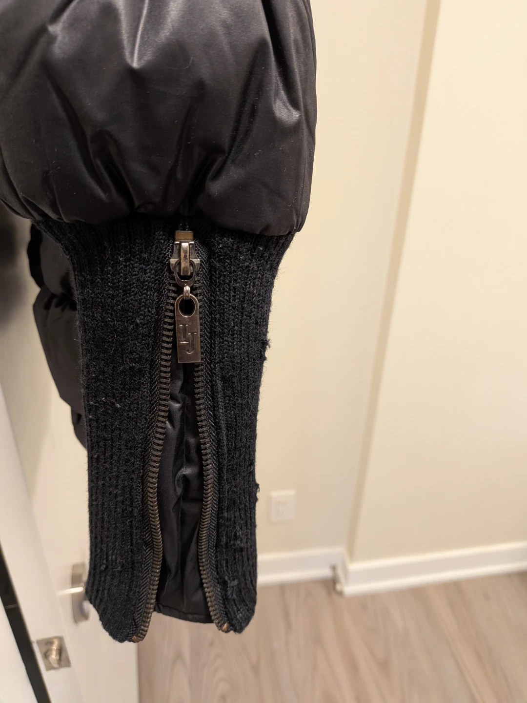 Ilse Jacobsen Hornbaek Black Puffer Jacket - photo 4