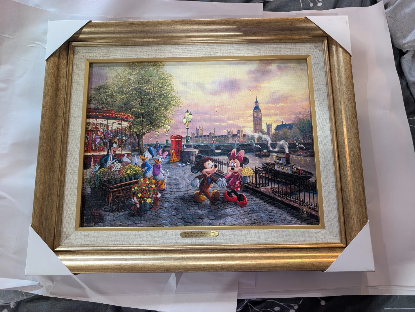 Thomas Kinkade Disney Mickey and Minnie in London Art - photo 2