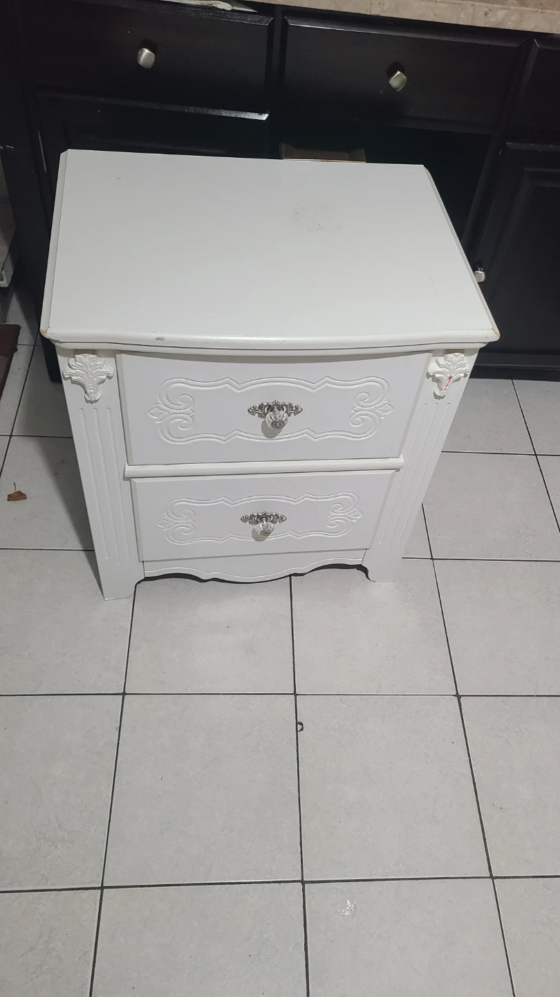 White 2-Drawer Wooden Nightstand - photo 2