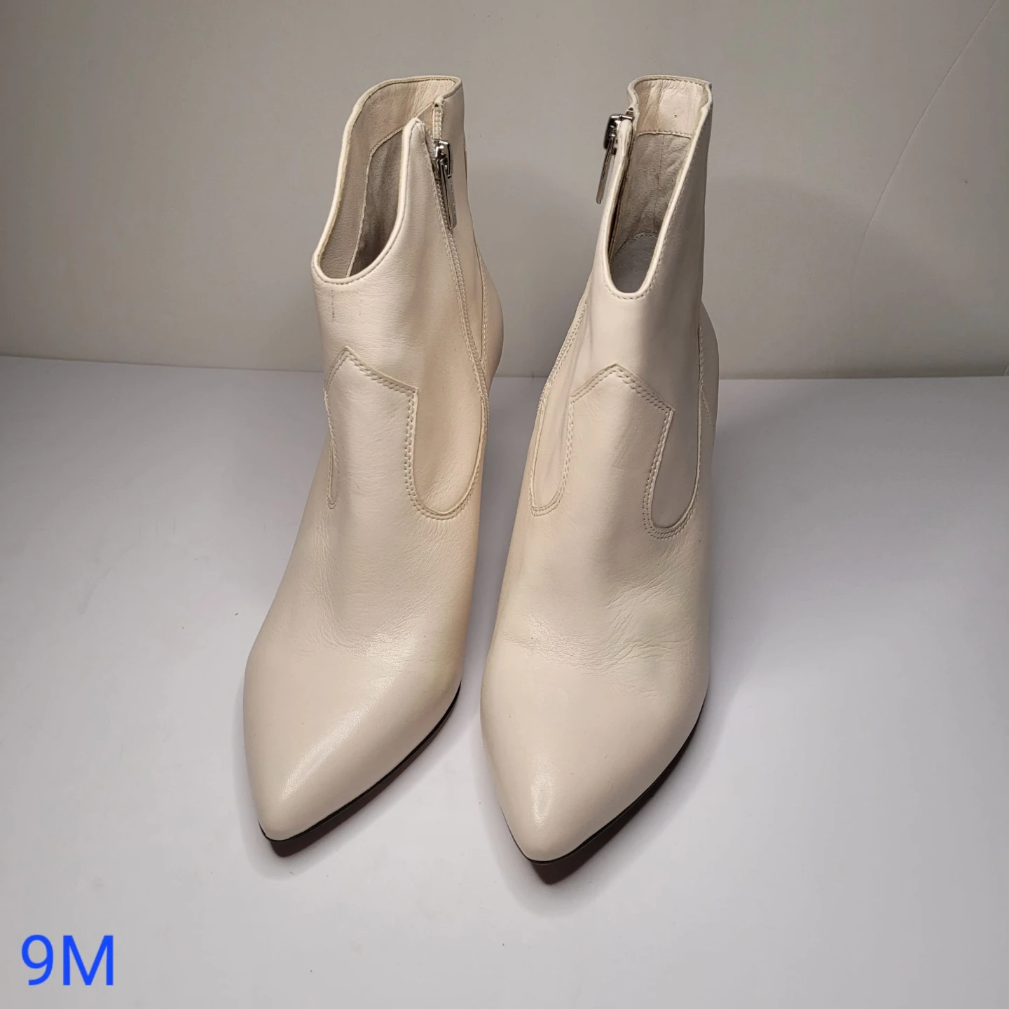 Vince Camuto Movinta Ankle Boots Size 9M