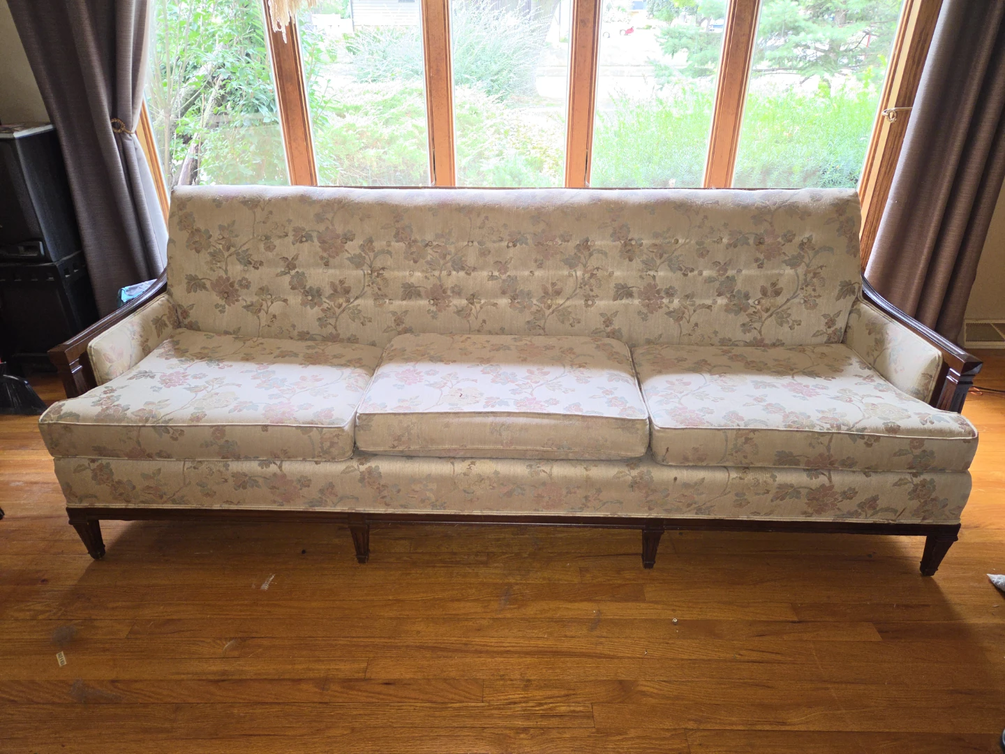Vintage Sofa Couch