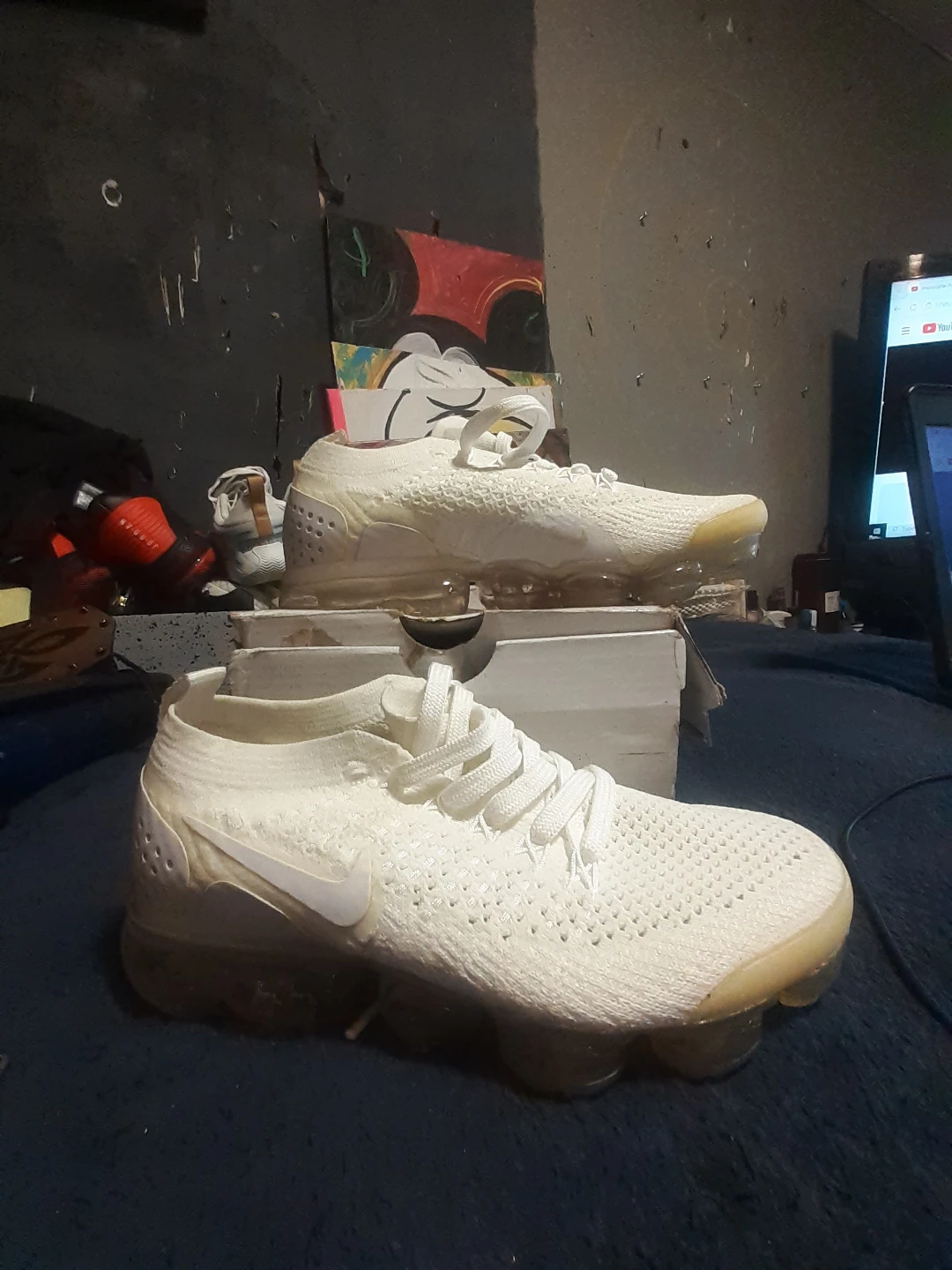 Nike Air VaporMax Flyknit 2 White Shoes Size 5.5