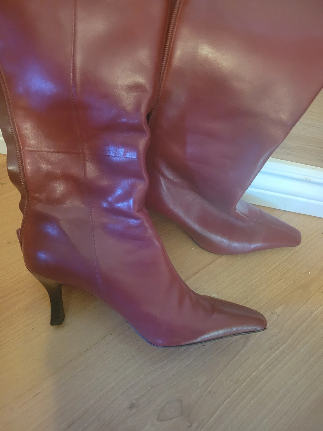 Red Knee-High Boots Sz 8