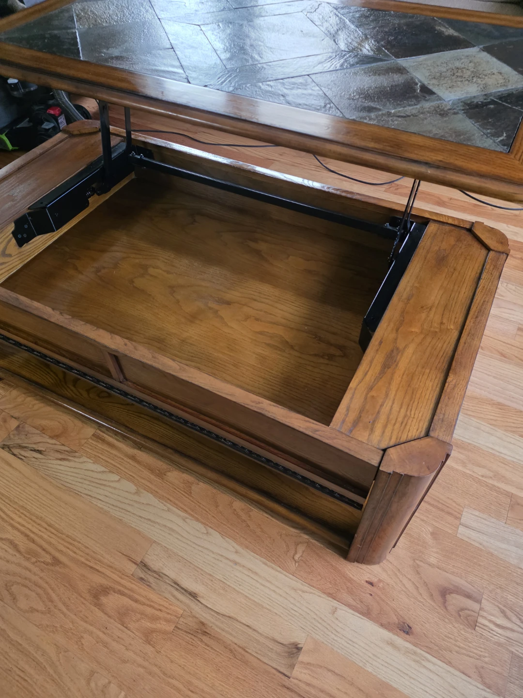 3 piece set , (1) coffee table and (2) end tables - photo 4