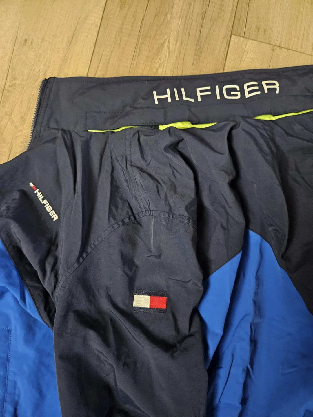 Vintage Tommy Hilfiger Windbreaker Jacket - photo 3
