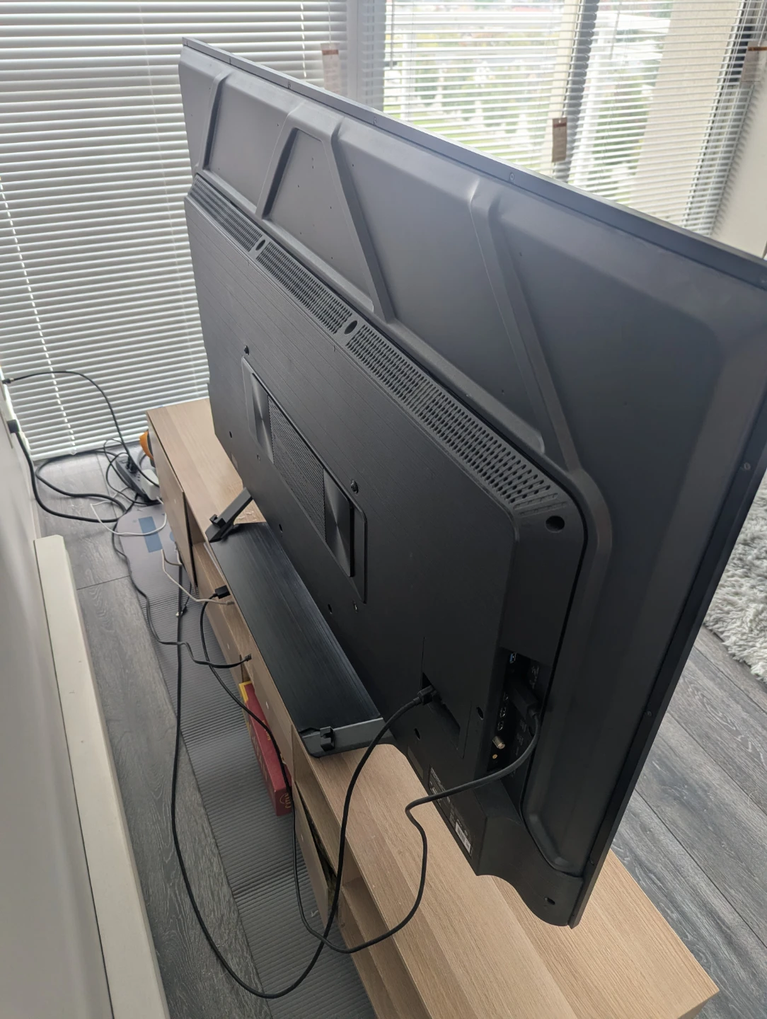 Hisense Smart Television with Remote - photo 4