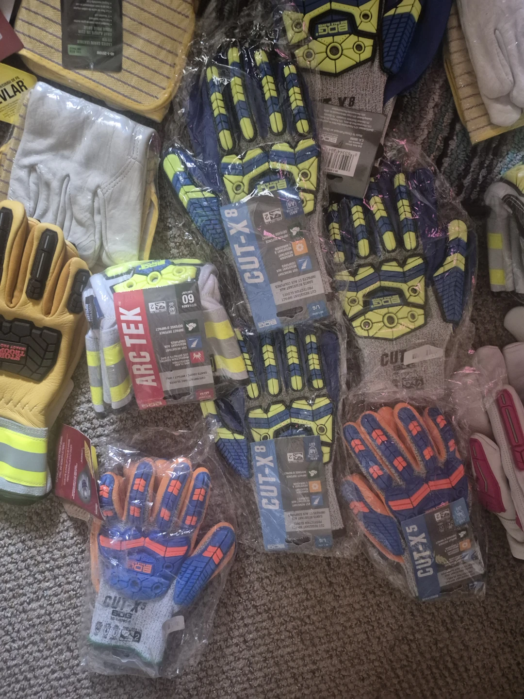Brand new Cut and Impact resistant work gloves. 25 pairs - photo 4