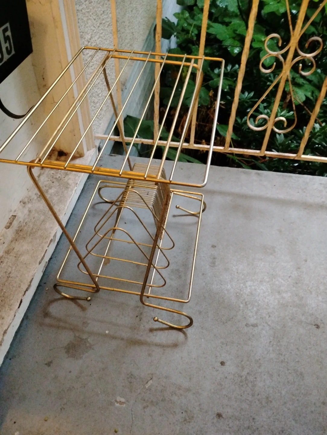 Vintage Mid-Century brass Stand Side Table