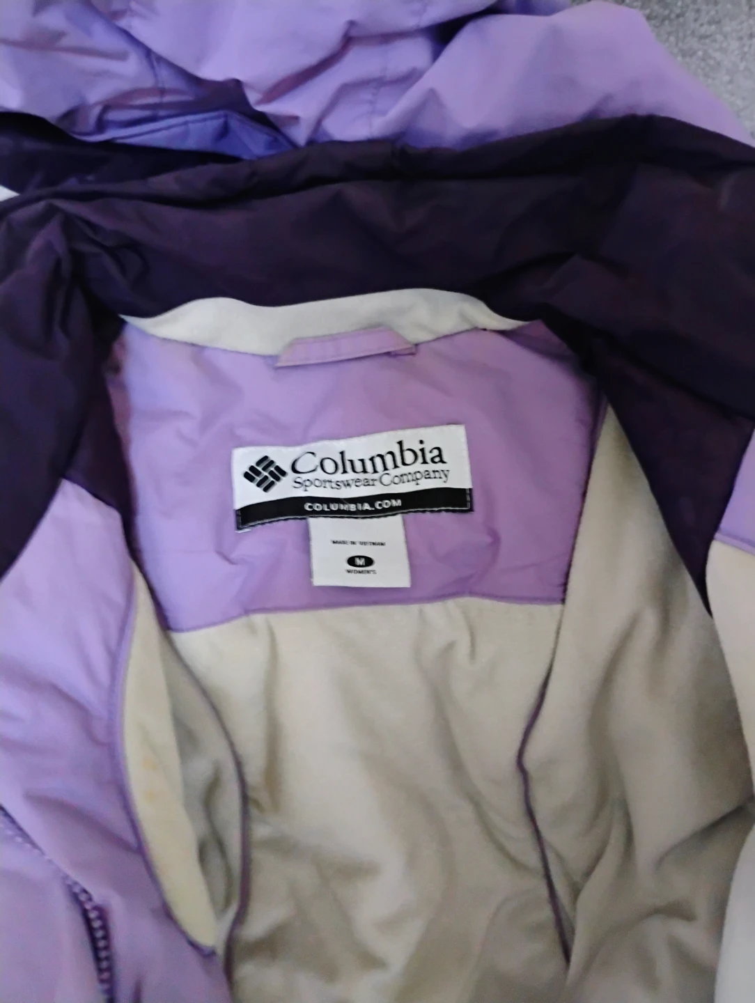 Columbia Women's Winter Jacket, Size Medium - photo 3