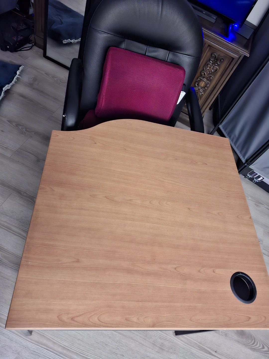 Wood Grain Finish Desk