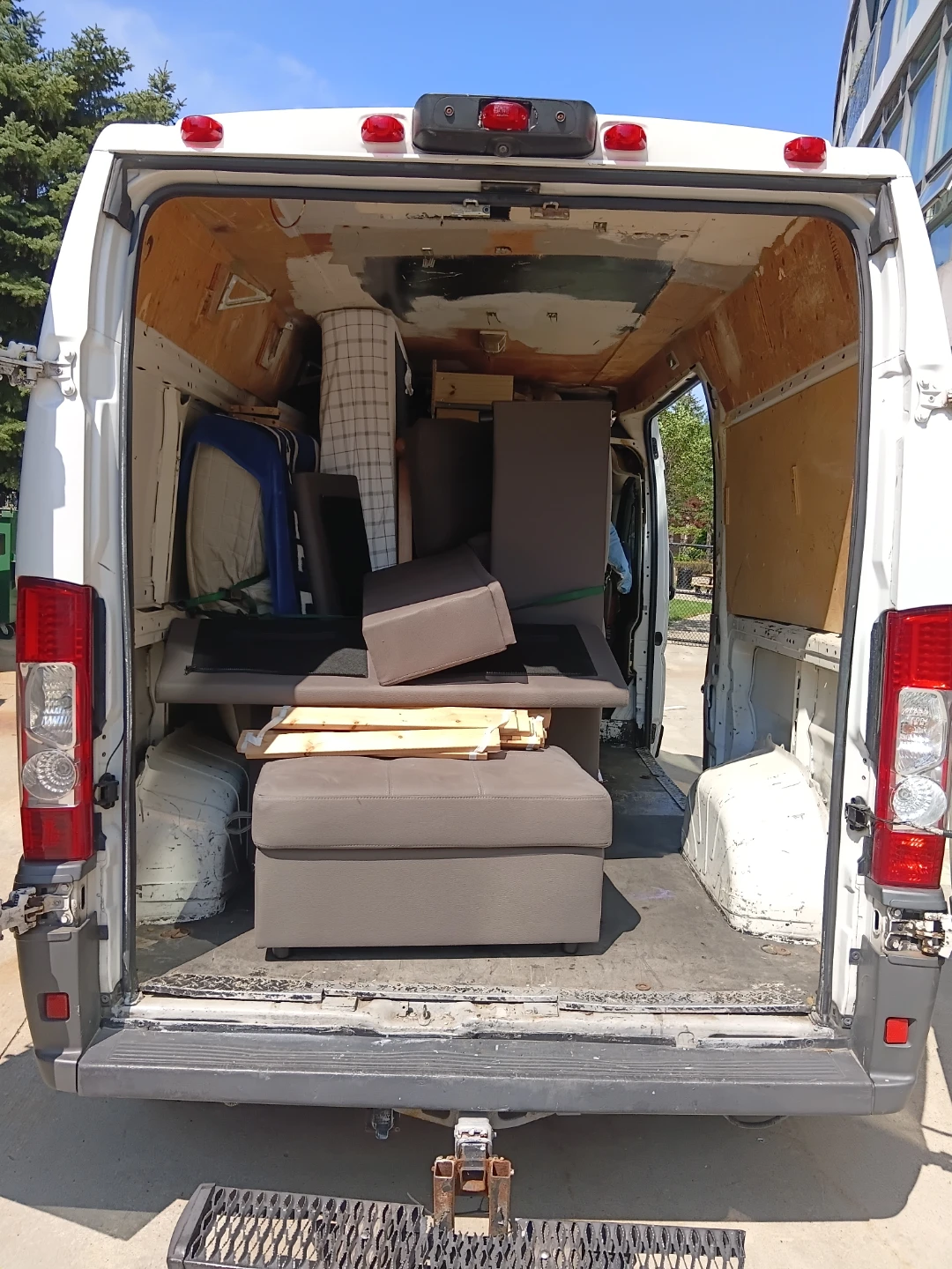 Mover, moving van truck, pick up and delivery services - photo 2