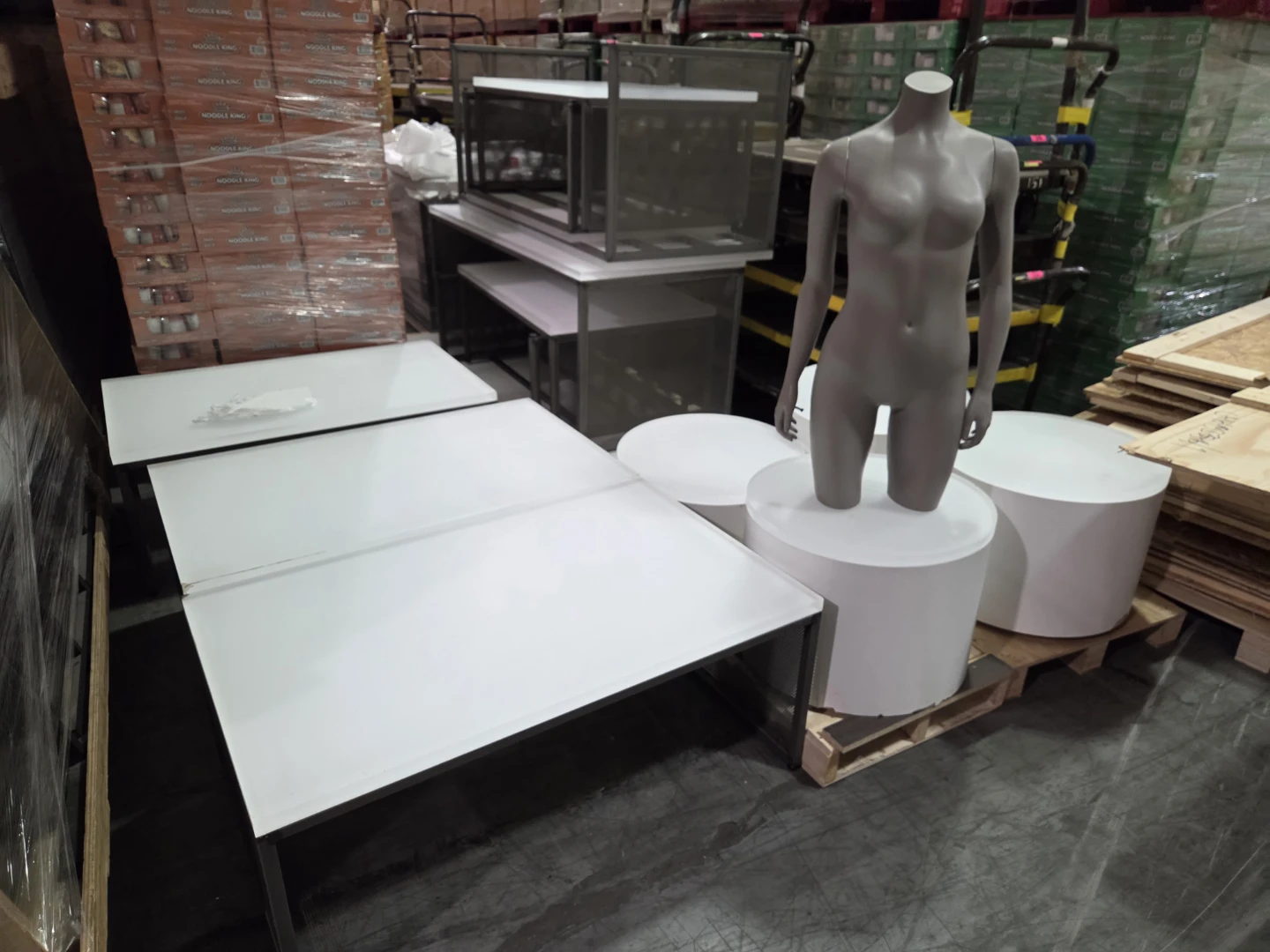 Female Torso Mannequin Display - photo 4