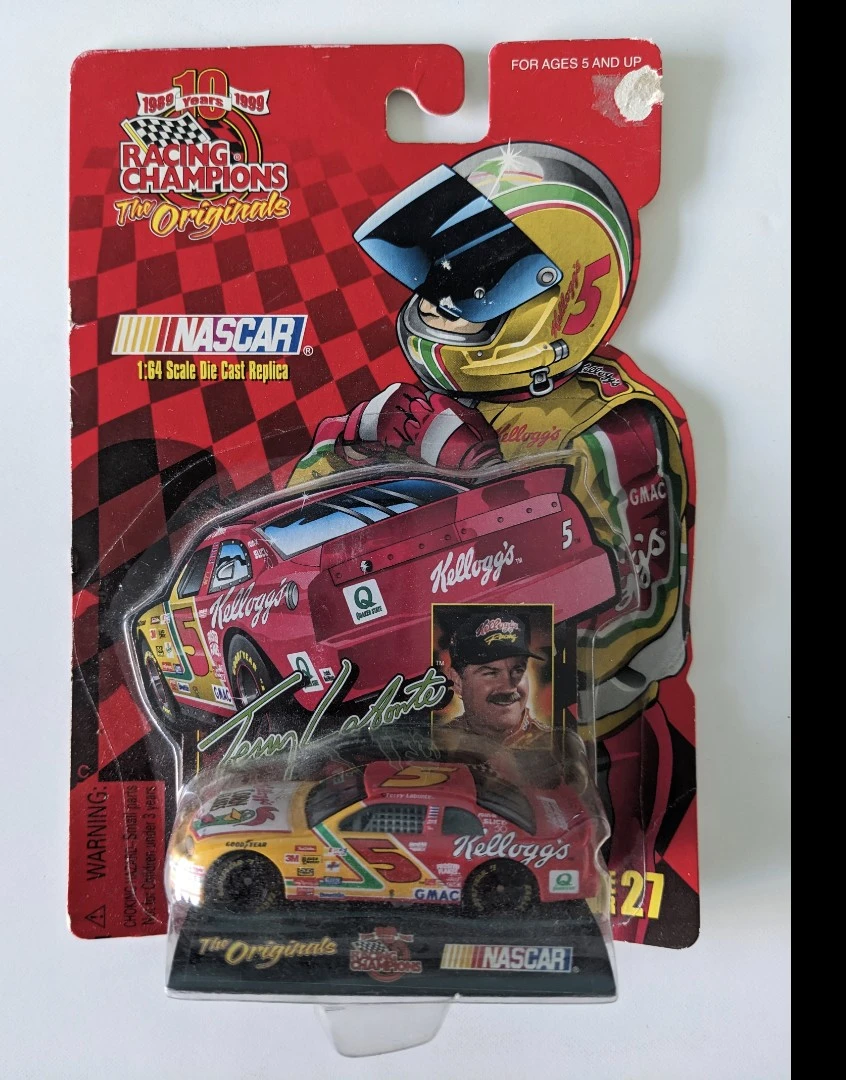 Assorted Collectible Diecast NASCAR and Hot Wheels Cars - photo 3