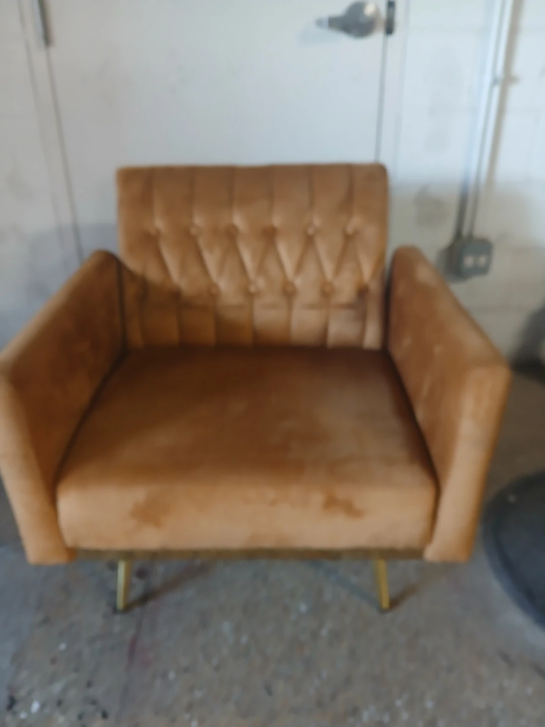 Modern chear it recline
