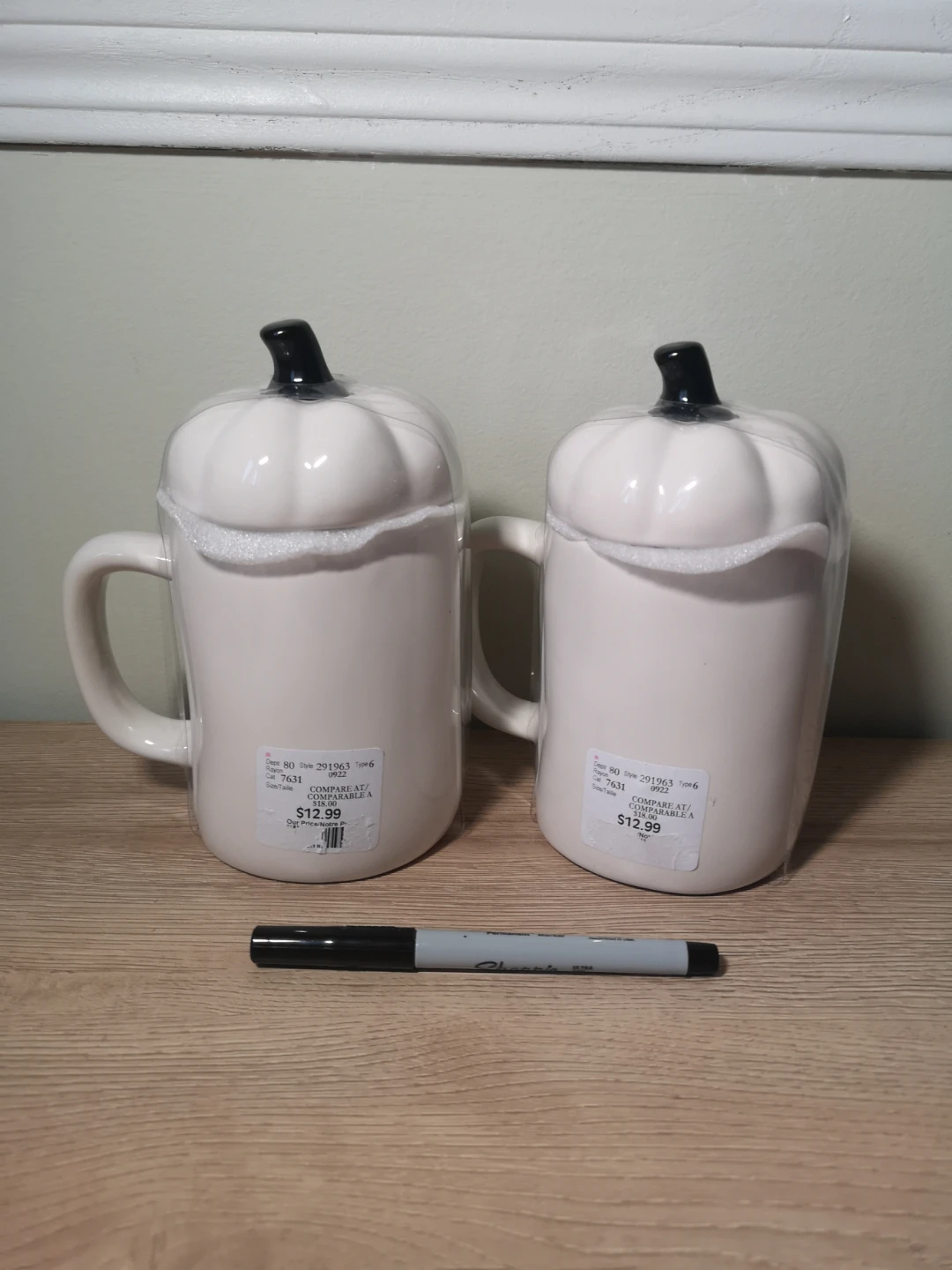 Set of 2 Pumpkin Love Mugs with Lids - photo 2
