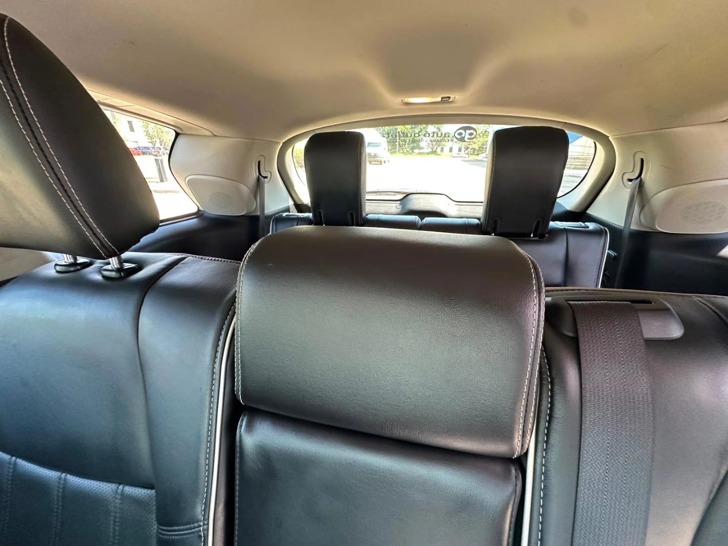 2018 Infiniti QX60 — AWD — FULLY LOADED! - photo 4