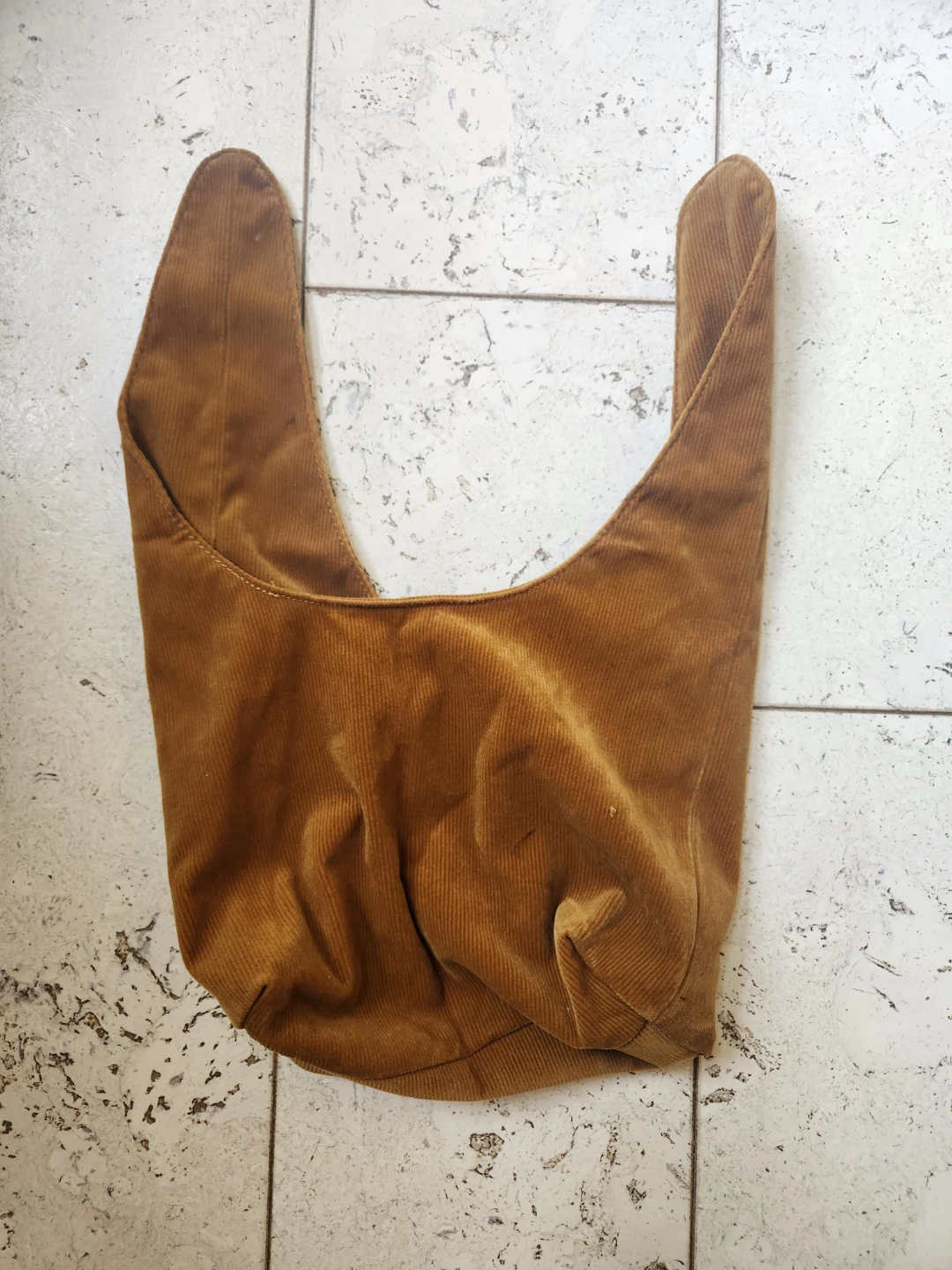 Two Assorted Tote Bags - photo 3