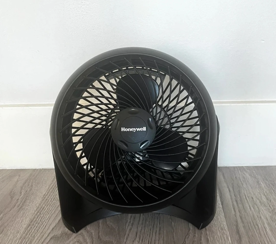 Honeywell TurboForce Table Fan