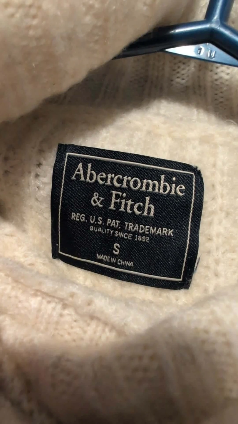 Abercrombie & Fitch Cream Turtleneck Sweater